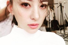 抖音网红女rapper吃瓜